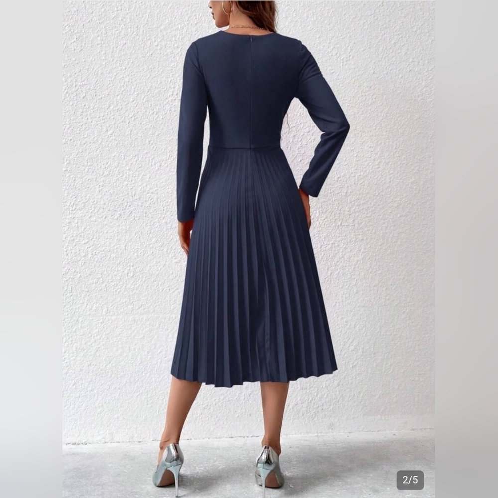 SHEIN Notched Neckline Pleated Hem A-Line Dress  Navy Blue Stretch M - Picture 2 of 16